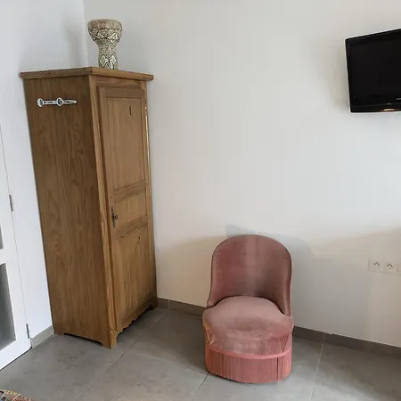 En Centre Pour 2 Personnes La Rochelle (Charente-Maritime)